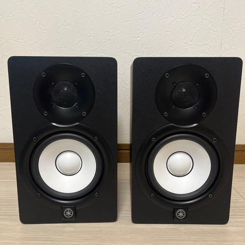 Studio Monitor Speakers Yamaha Hs5