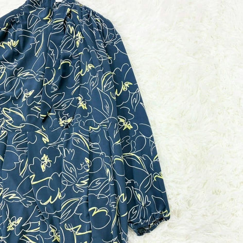Tomorrowland Long-Sleeve Three-Quarter-Sleeve