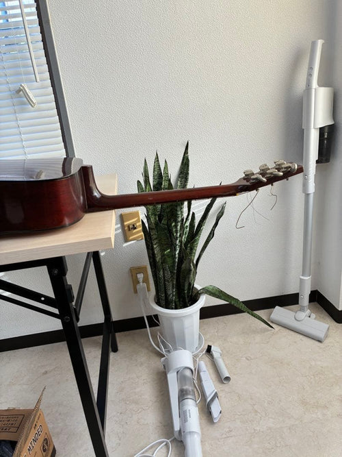 Yamaha Classical Guitars G-200
