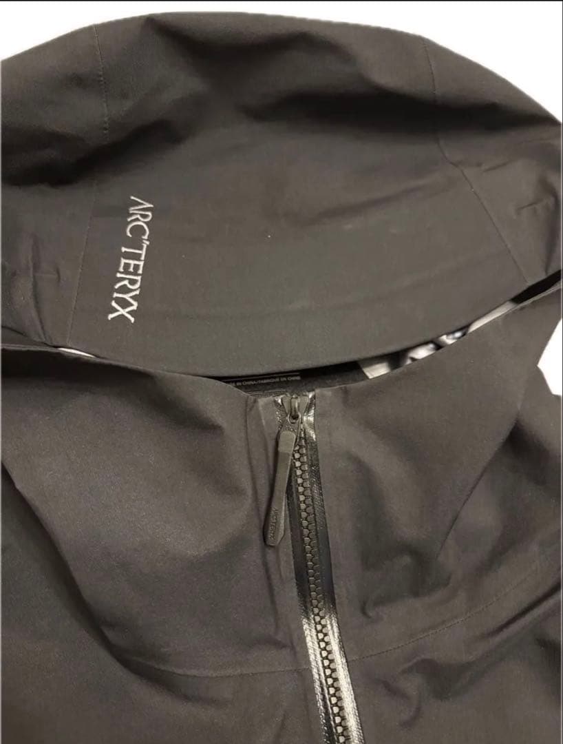 Arc'Teryx Mountain Parkas L