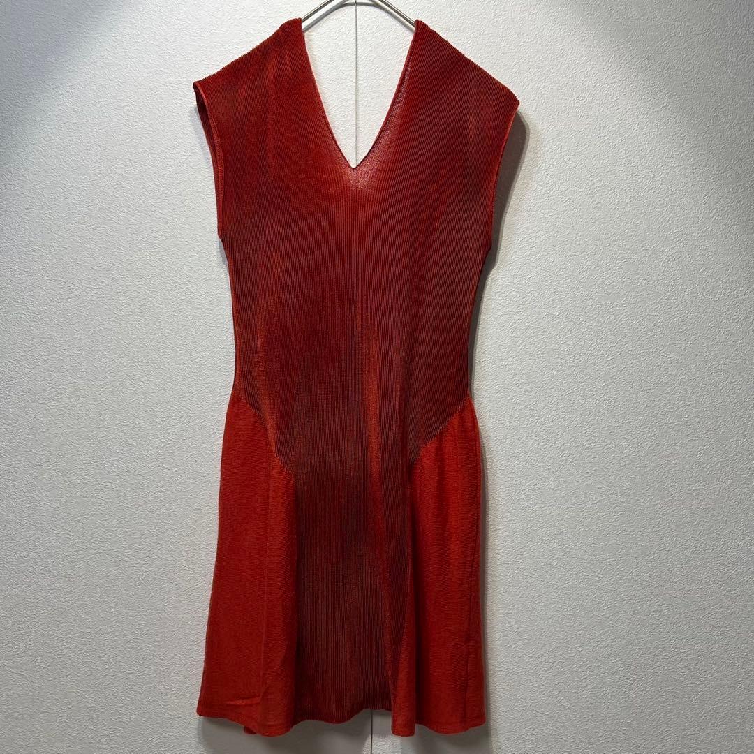 Issey Miyake Sleeveless