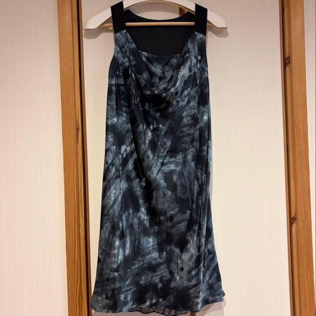 Des Pres Sleeveless