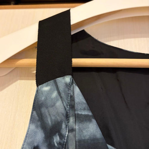 Des Pres Sleeveless