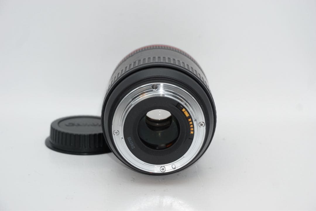 Zoom Lenses Canon Lens Ef 28-80Mm F2.8-4L