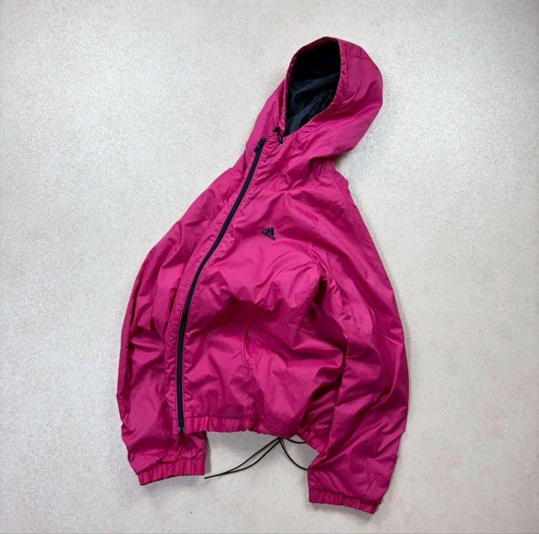 Nike Bundles Adidas