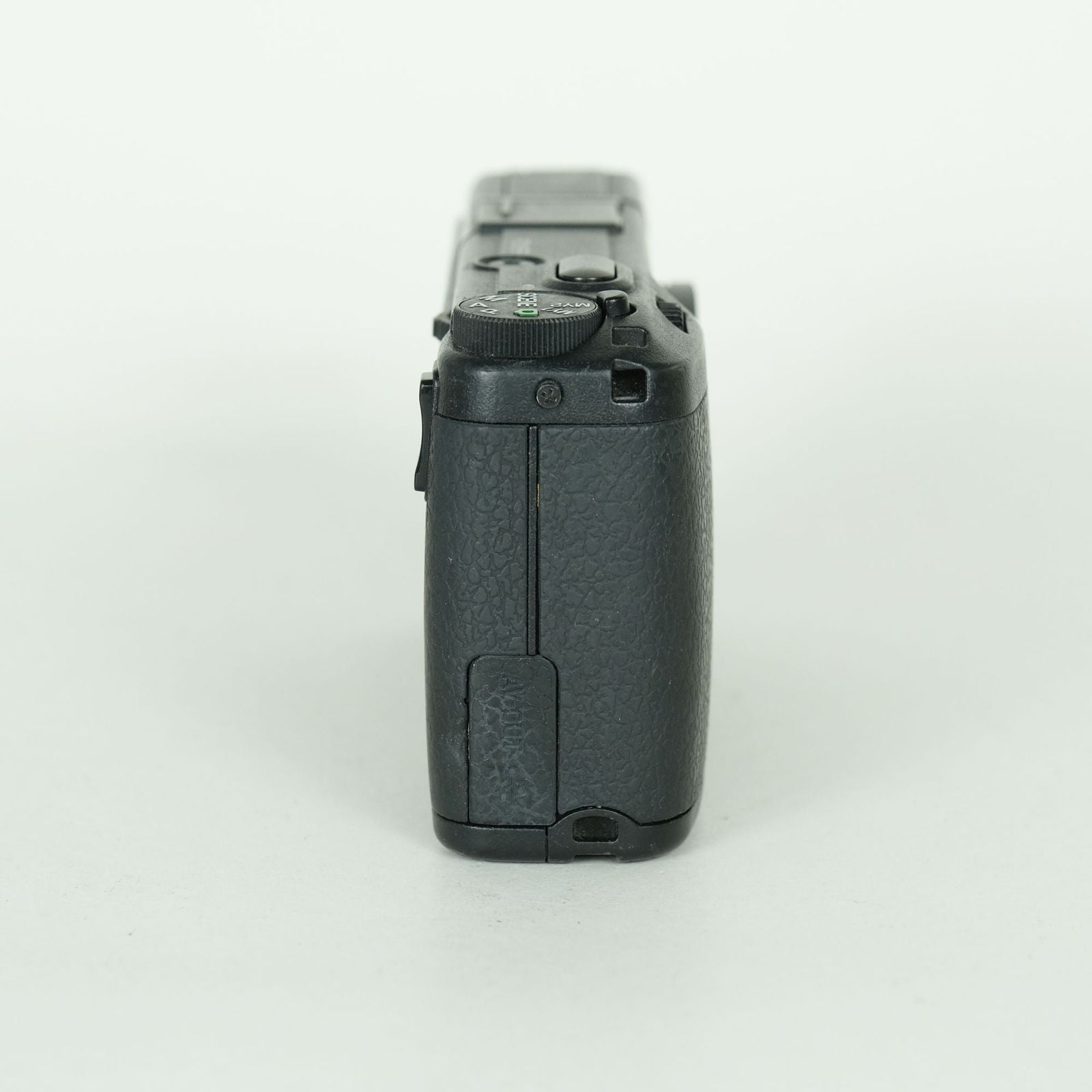 Ricoh Compact Digital Camera 1,630 Gr Ii