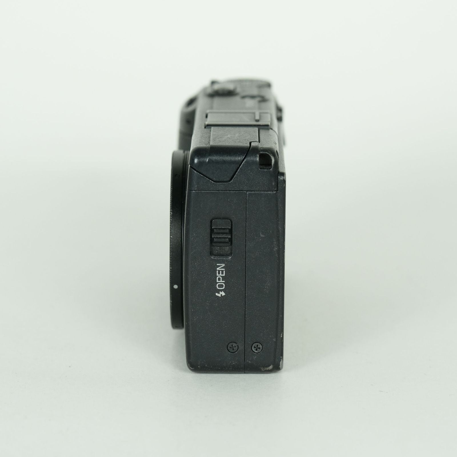 Ricoh Compact Digital Camera 1,630 Gr Ii