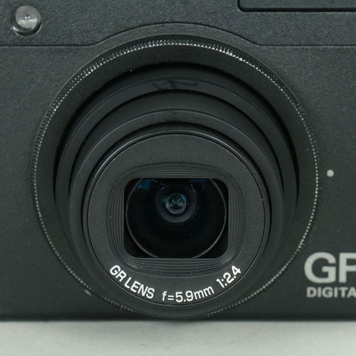 Ricoh Compact Digital Camera 1,630 Gr Ii