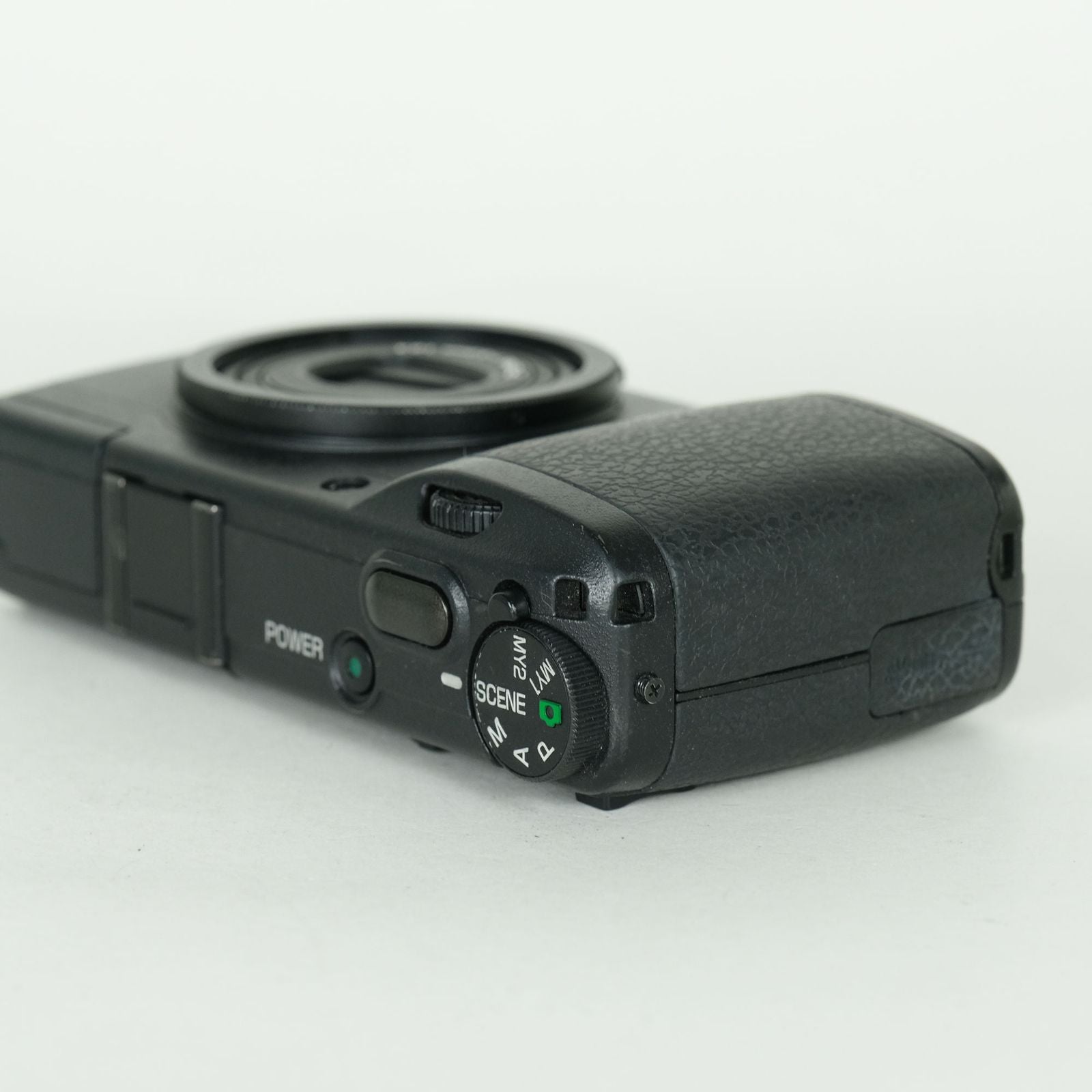 Ricoh Compact Digital Camera 1,630 Gr Ii