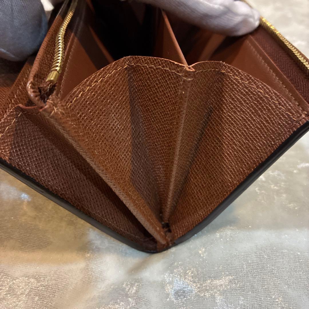 Louis Vuitton Bifold Wallets M61730