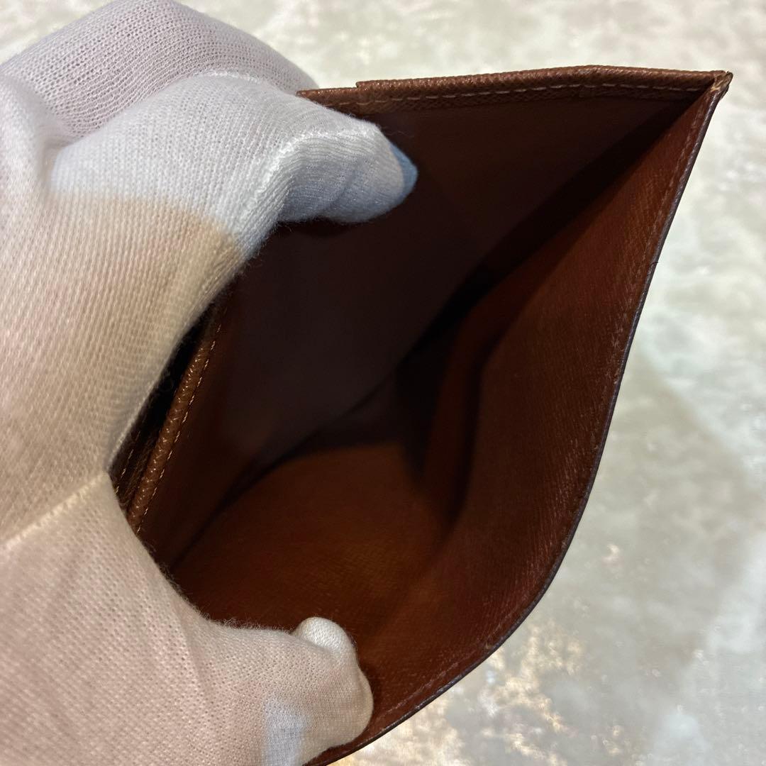 Louis Vuitton Bifold Wallets M61730