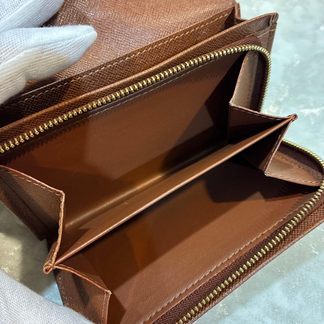 Louis Vuitton Bifold Wallets M61730