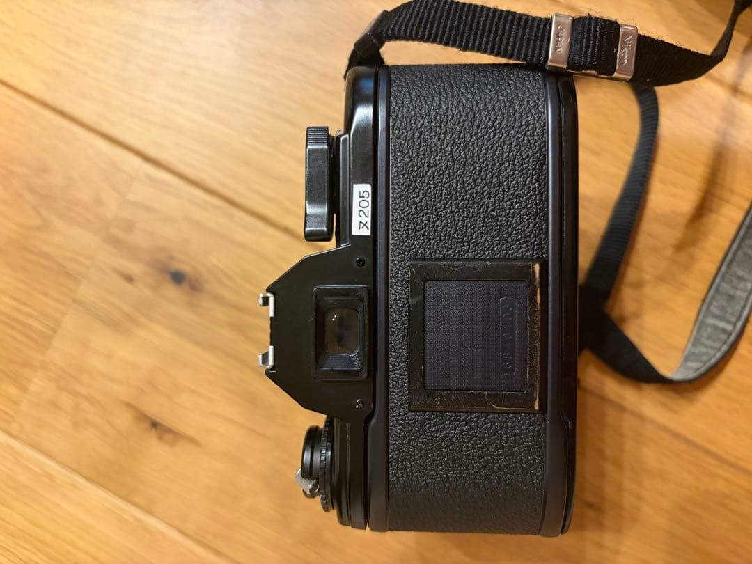 Nikon Slr Cameras (Film) Em Micro-Nikkor F/2.8