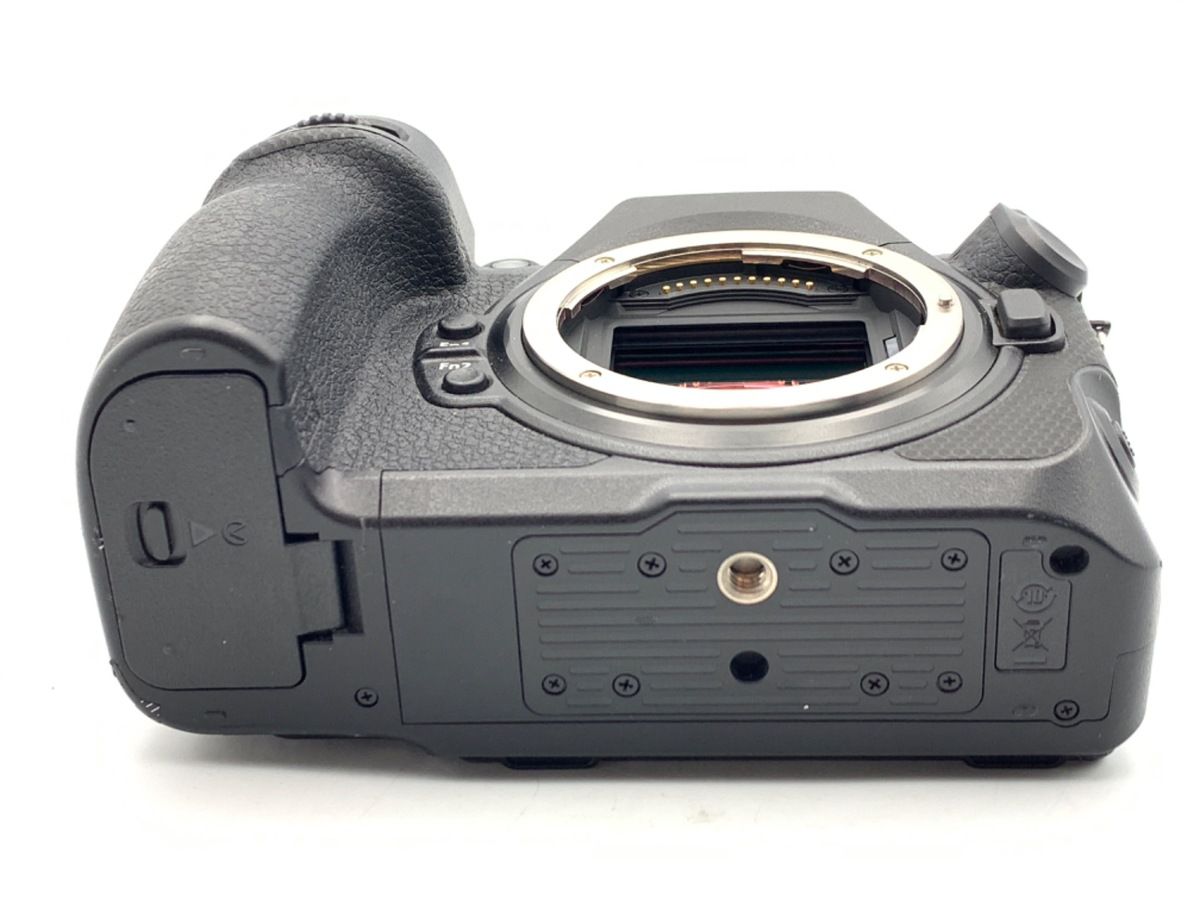 Mirrorless Interchangeable Lips Z8