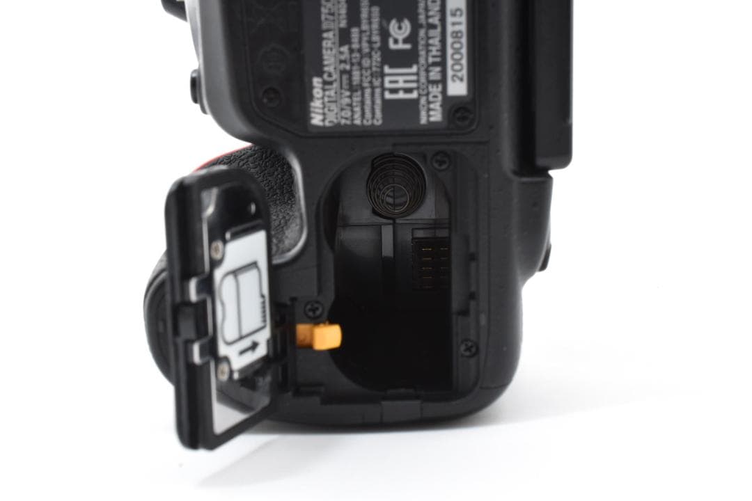 Nikon Digital Slr D750 13,344 H416