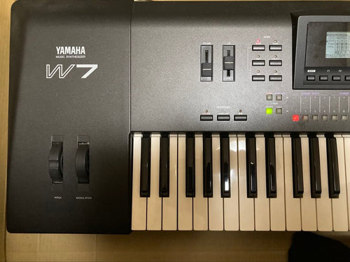 Yamaha Keyboard Instruments W7 61 0806