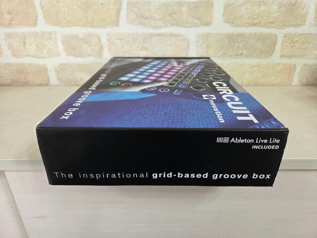 Rhythm Machine Novation Circuit Groove Box