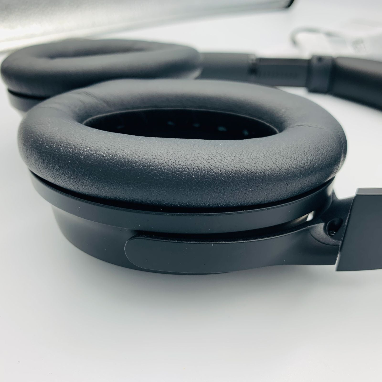 Bose Wireless Headphones Quietcomfort Sc Bluetooth 24