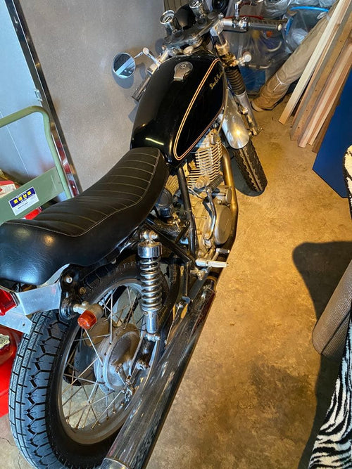 Seats Yamaha Sr