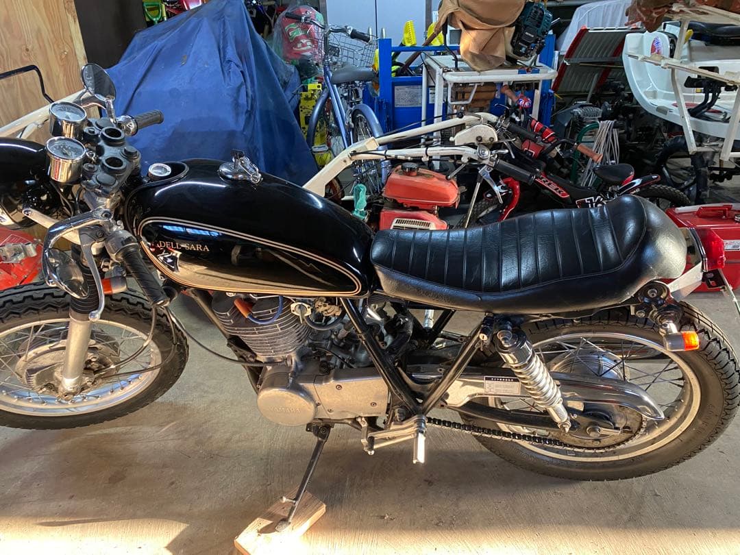 Seats Yamaha Sr