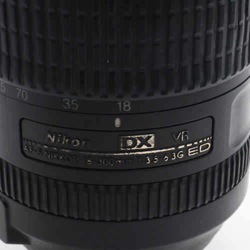 Nikon Lens (Zoom) Af-S Dx Nikkor 18-300Mm F/3.5-6.3G Ed Vr F