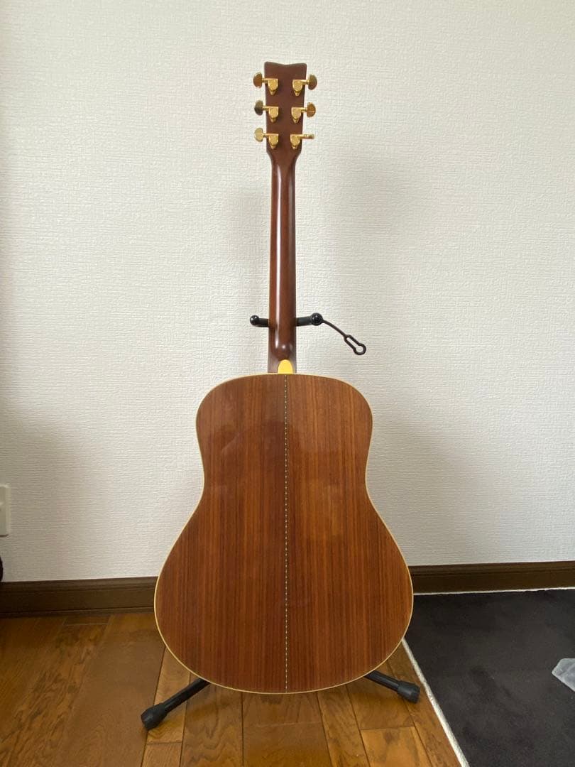 Yamaha Acoustic Guitars Ll6J