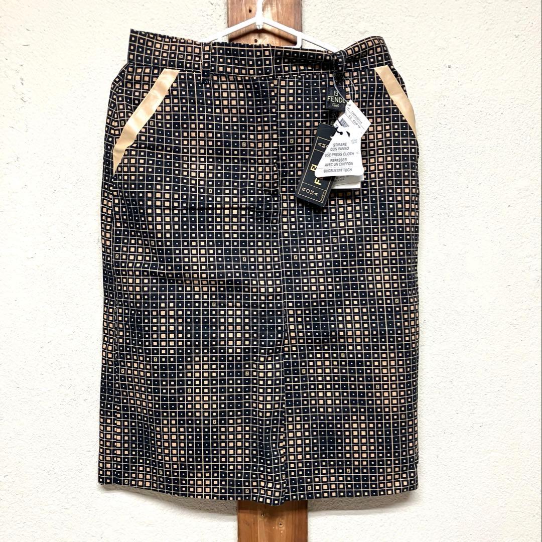 Fendi Pencil Skirts 5