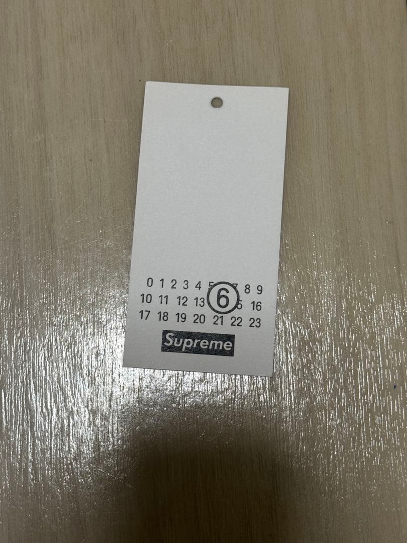Supreme T-Shirts /Mm6 Maison Margiela Money T