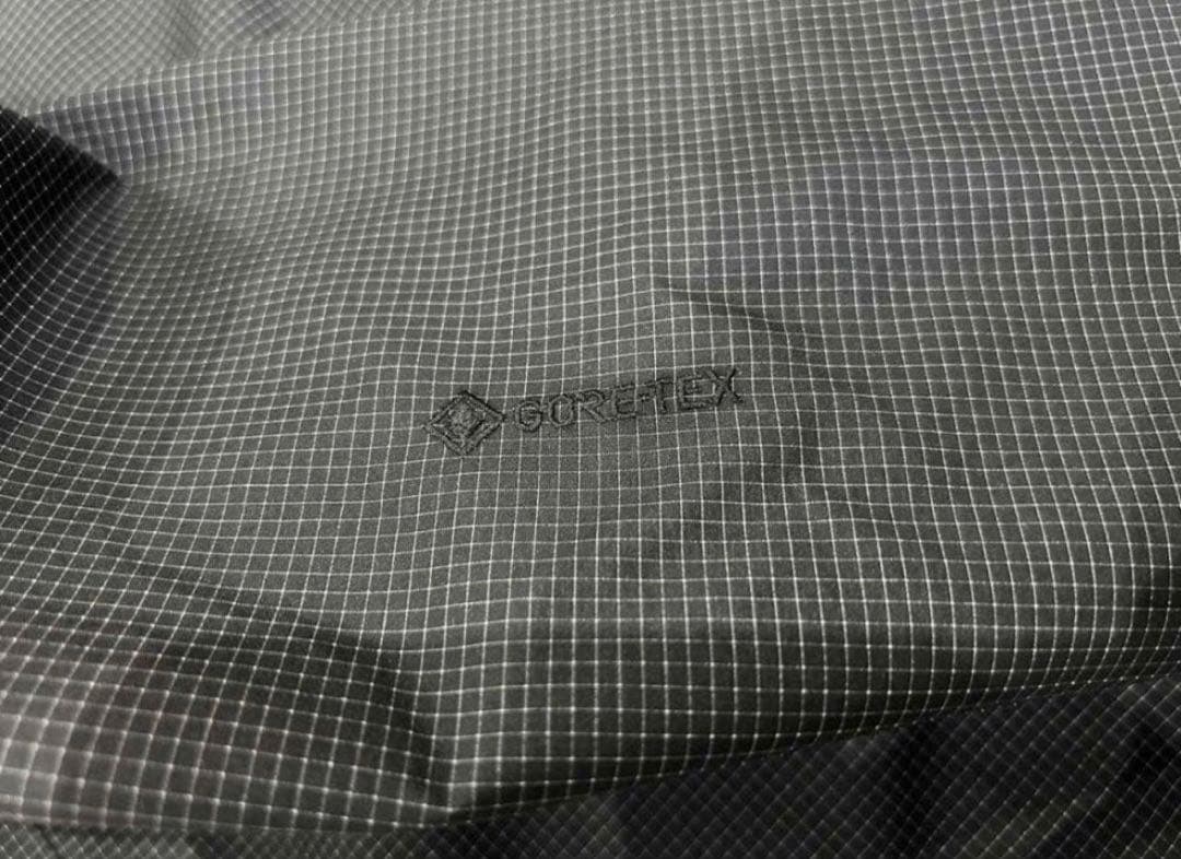 Arc'Teryx Mountain Parkas L