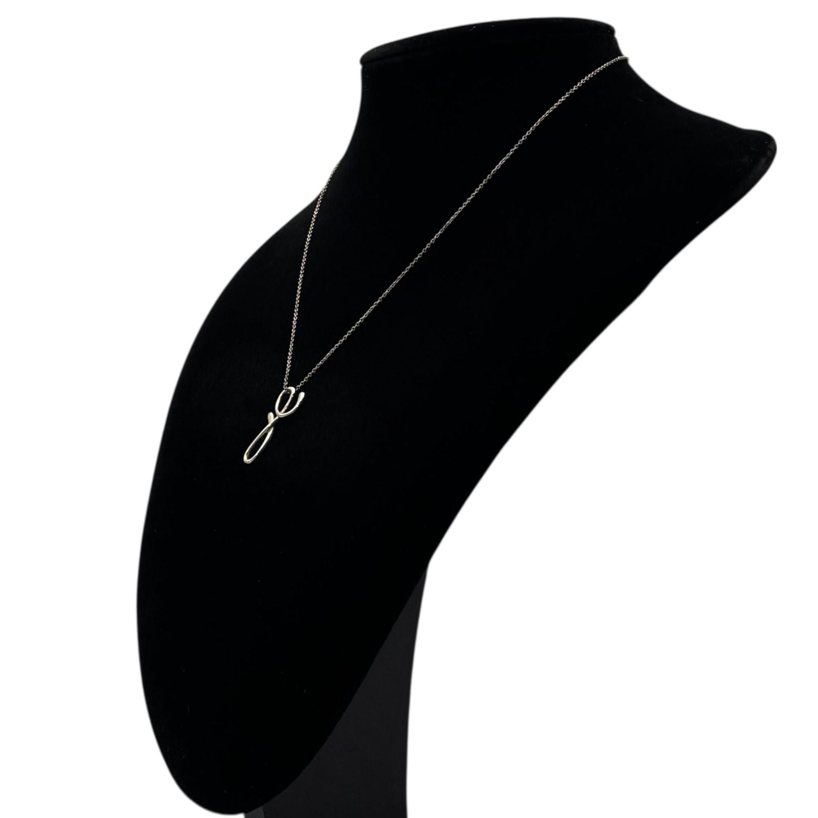 Tiffany Necklace Co.( Alphabet Initial Y Top