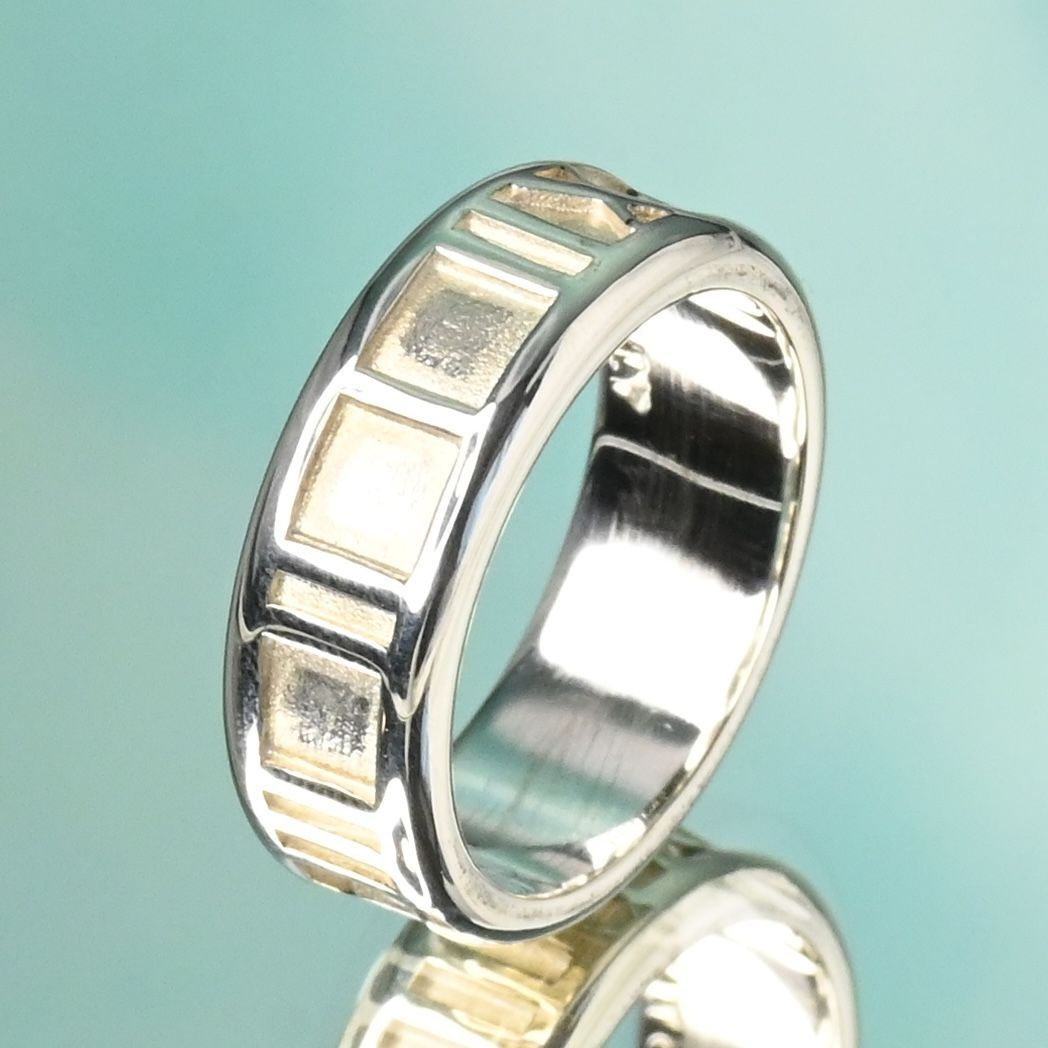 Tiffany Ring Co. 8.5 925