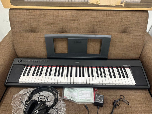 Yamaha Keyboard Electronic Piano Piaggero Np-12B 21