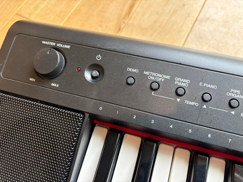 Yamaha Keyboards Digital Pianos Np-11