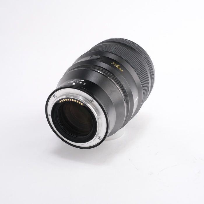 Nikon Others Z 135/1.8 S Plena