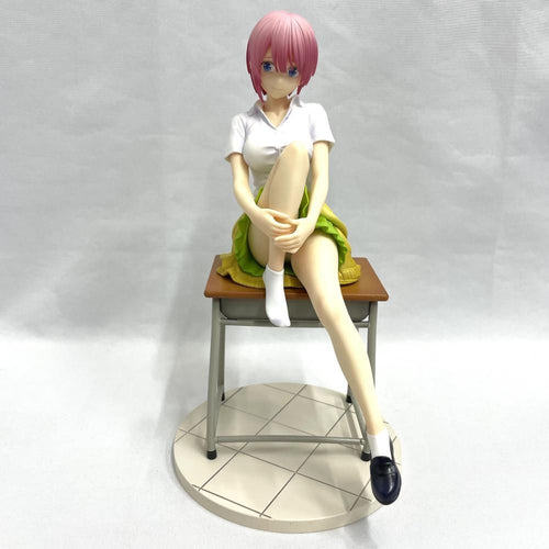 Others 1/8[79]
