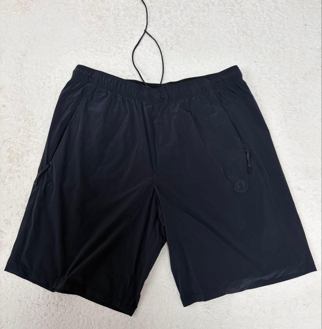 Moncler Shorts Bermuda