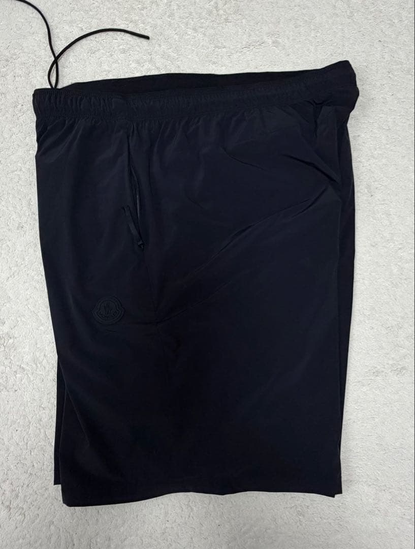 Moncler Shorts Bermuda