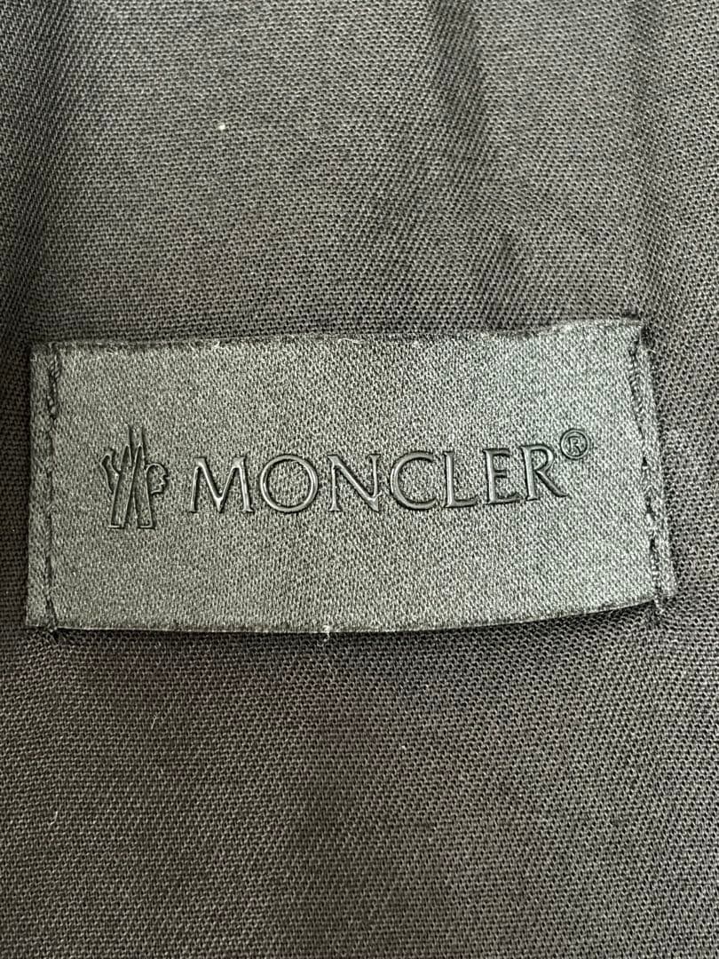 Moncler Shorts Bermuda