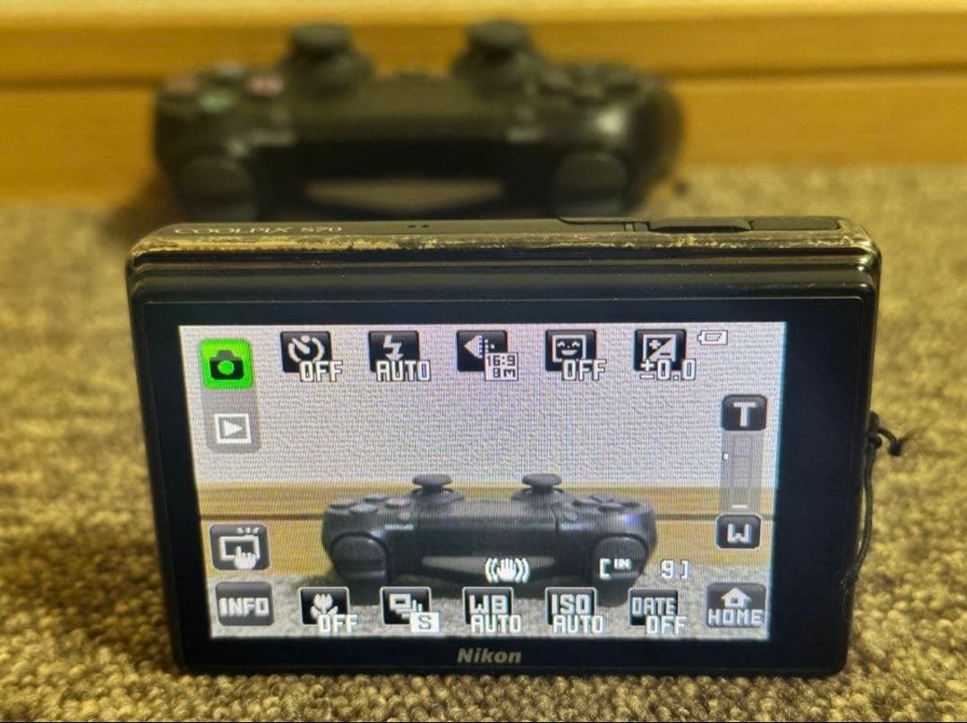 Nikon Compact Digital Camera Coolpix S70
