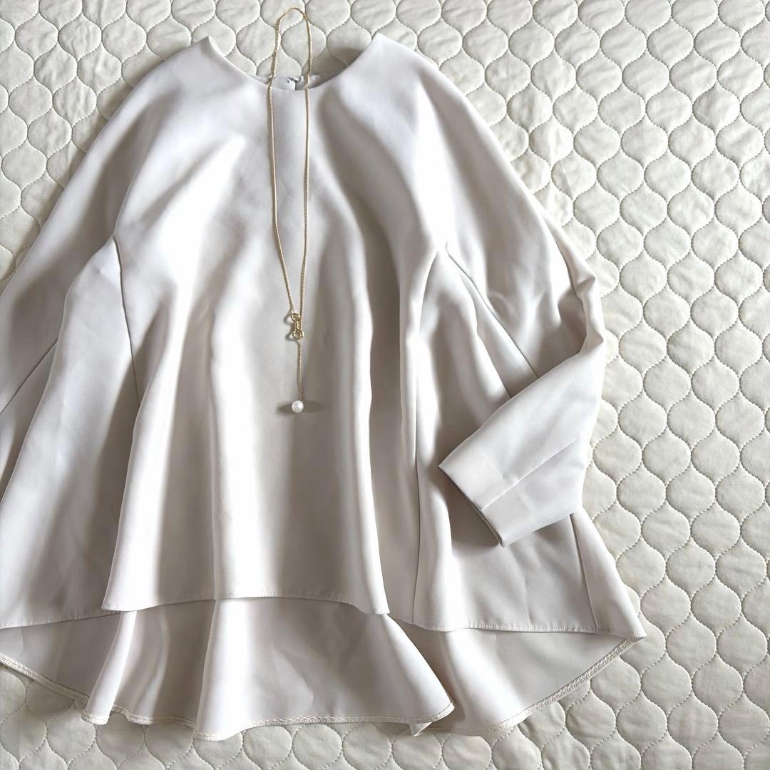Tomorrowland Long-Sleeve 40