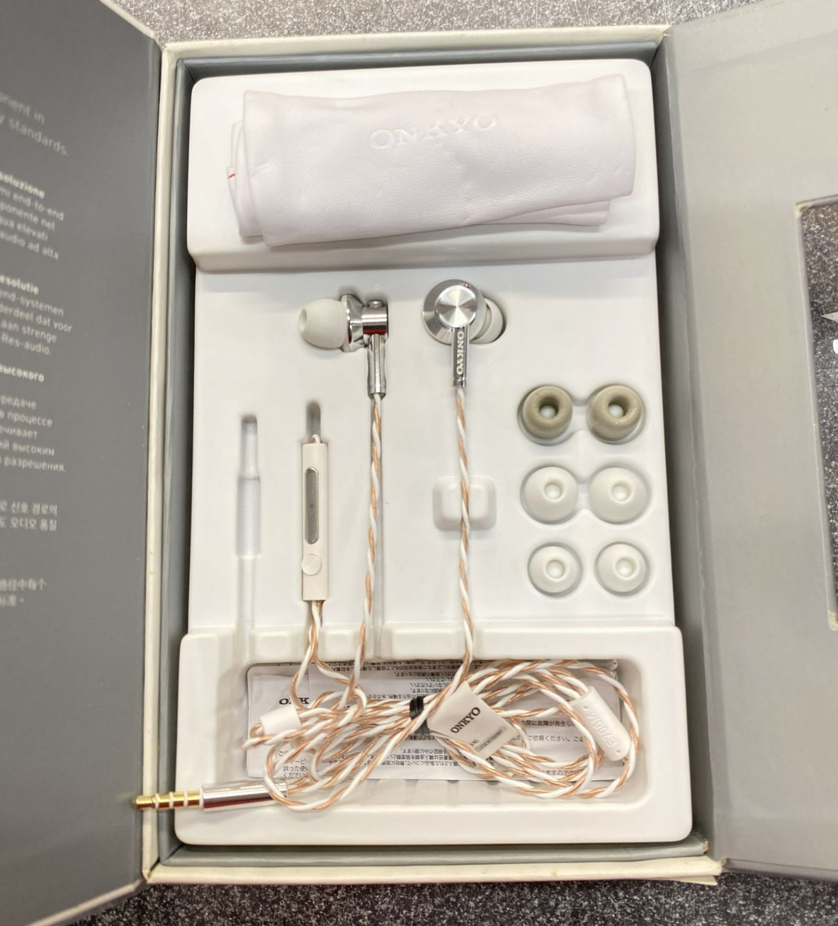 Onkyo Wired Earphone E700Mw