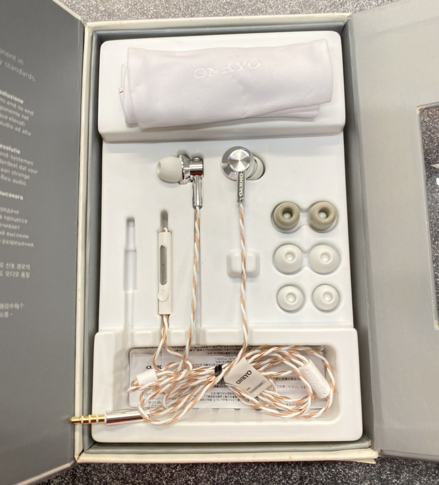 Onkyo Wired Earphone E700Mw