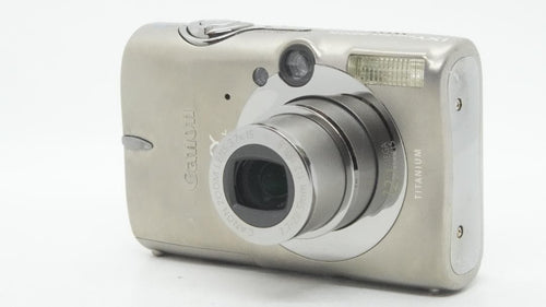 Compact Digital Cameras F3002 Canon Ixy 2000 Is