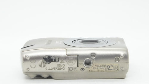 Compact Digital Cameras F3002 Canon Ixy 2000 Is