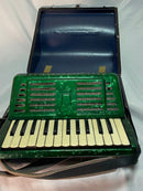 Yamaha Accordions 2815 Alto 25