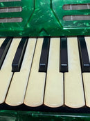 Yamaha Accordions 2815 Alto 25