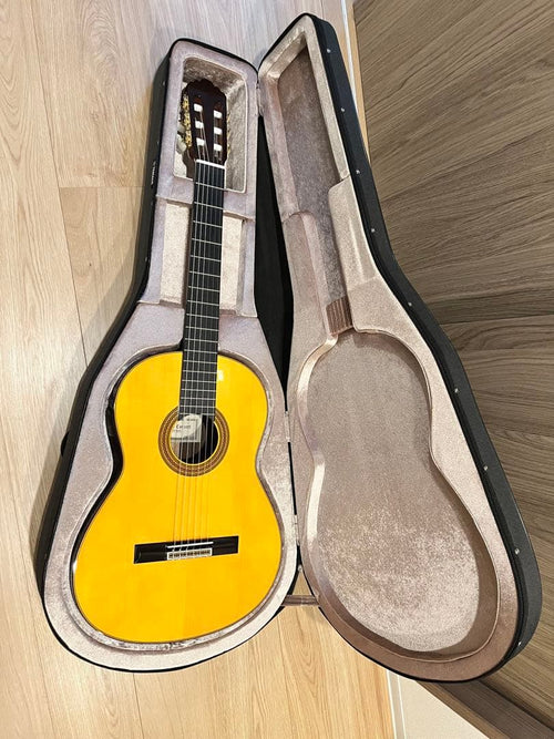 Yamaha Classical Guitars Gc32S