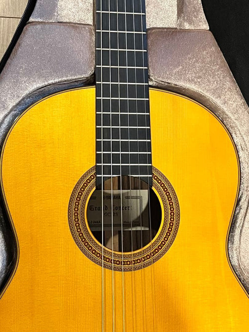 Yamaha Classical Guitars Gc32S