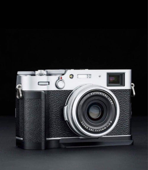 Fujifilm Compact Digital Camera X100V/100F