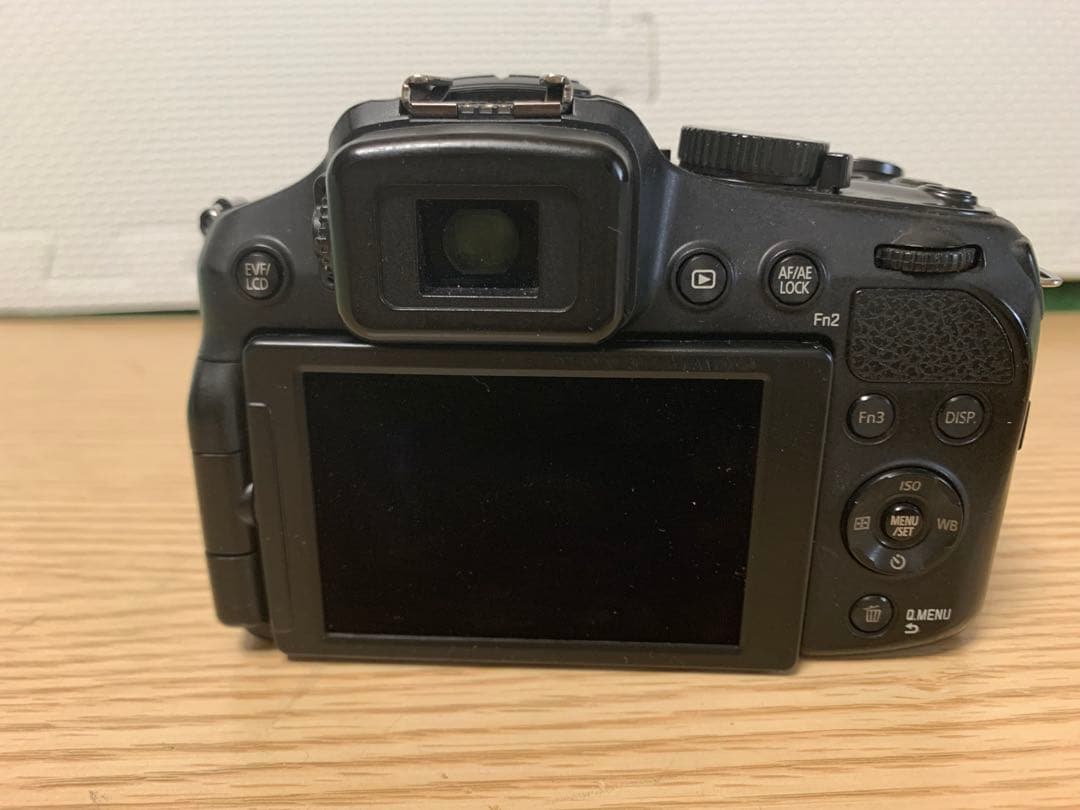 Compact Digital Camera Leica